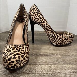 Pour La Victoire Shoes Women sz8 Cheetah Print Fur Vero Cuoio Leather  5"Heel